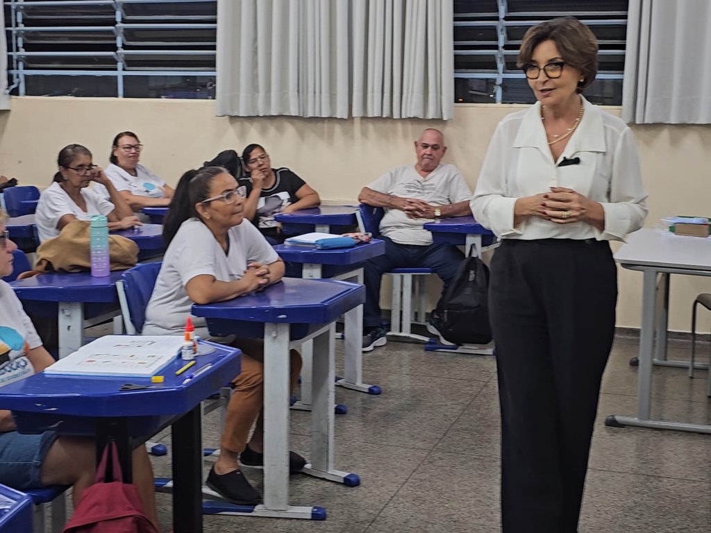 Prefeitura de Cordeirópolis implanta passe escolar para atender alunos da EJA