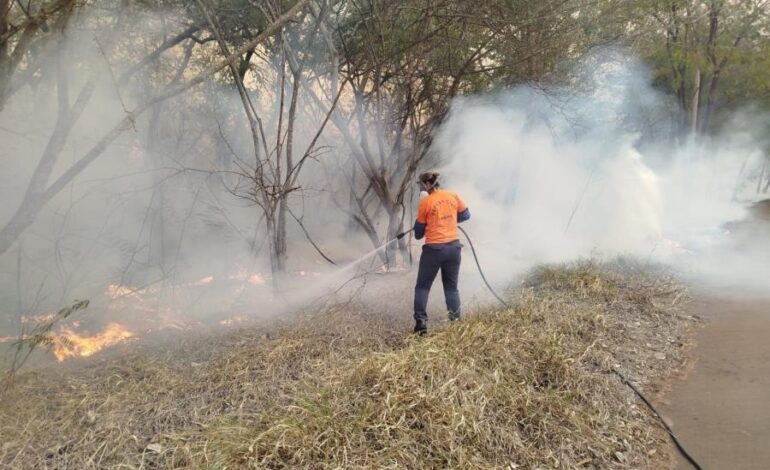 Defesa Civil orienta sobre perigos das queimadas com a chegada dos dias mais secos