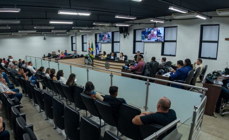 Fim do recesso: Seis projetos vão à votação hoje na Câmara Municipal